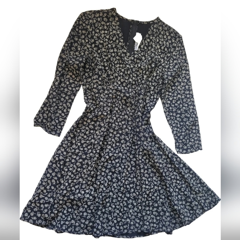 Vntg SA2 Surplice Neck Floral Print Swing Dress Size Small